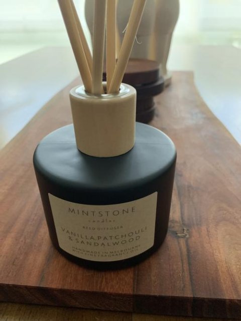 Reed Diffusers - Make your home smell great ALL THE TIME!