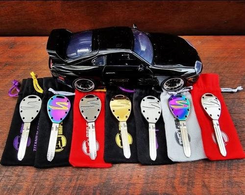 (SOLD OUT) Limited Edition 99pcs Superlight Full Carbon Supra Key