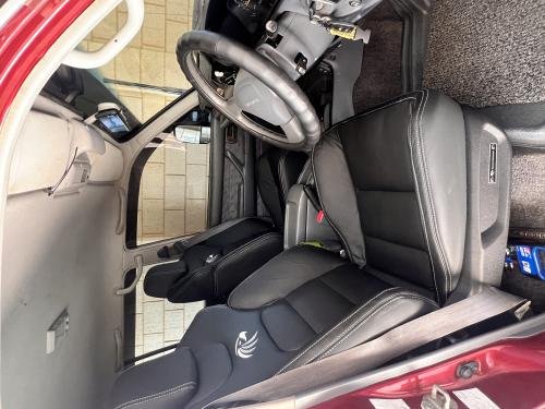 Huracan Fabrication Premium Touring Seats