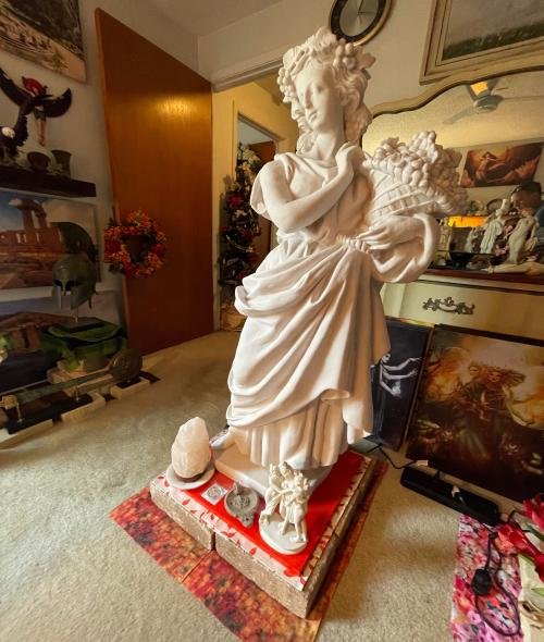 Autumn Goddess Statue (Four Seasons)