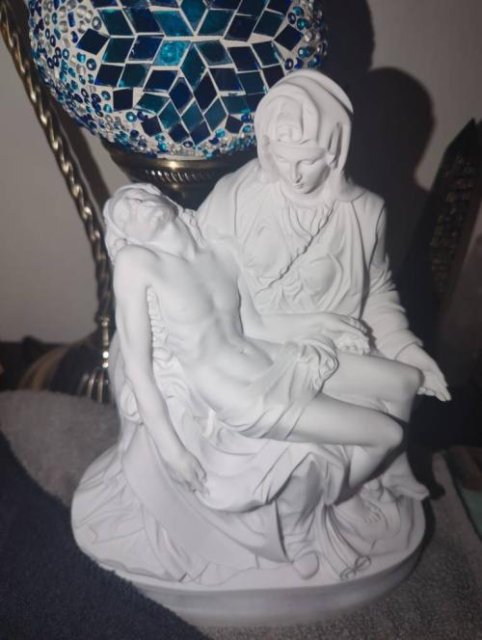 Pieta Sculpture (Small)