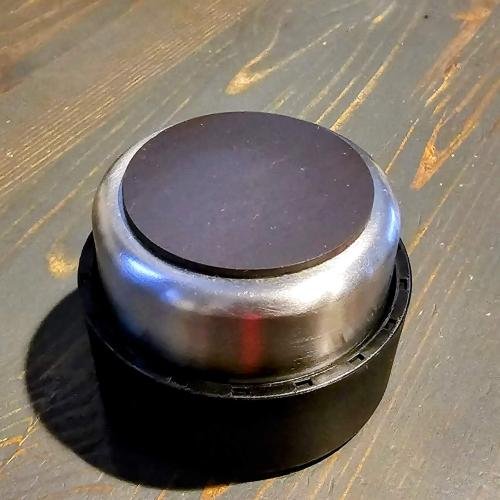 MINI MAGNETIC ASHTRAY
