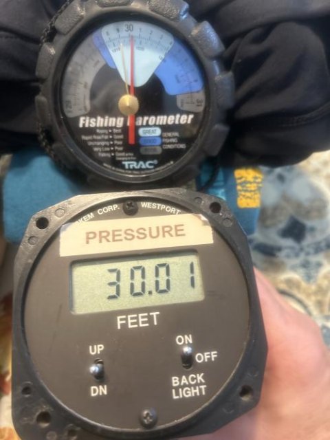 Trac T3002 Fishing Barometer