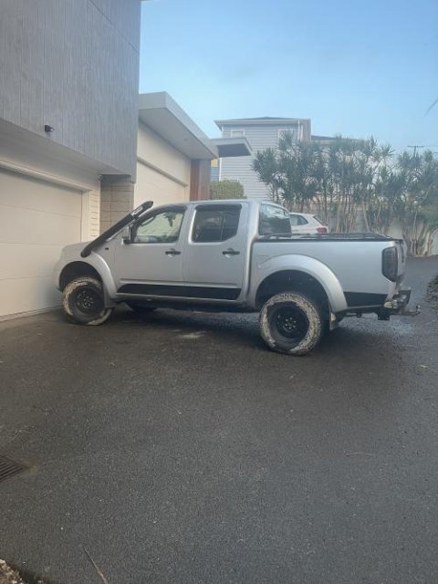 NISSAN D40 Navara / Frontier Ute / Pickup Body Lift Kit
