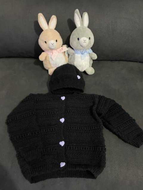 Carmel Cardi & Hat Knitting Pattern - 4Ply (BC105)