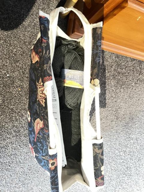 Knitting Storage Bag - Wooden Handle