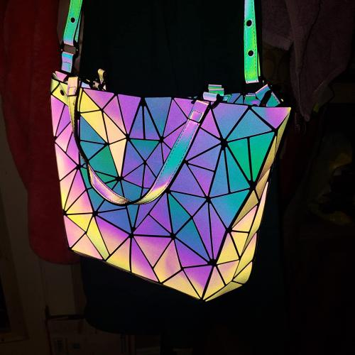 Geometric Luminous Purses and Handbags for Women Holographic Reflective  Crossbody Bag Wallet Flash Rainbow Tote Gold - Walmart.com