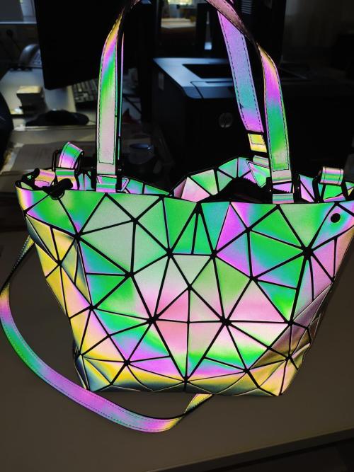 New Women Shoulder Bags Hologram Tote Ladies Geometry Bucket Folding Bag  Luminous Female Casual Large Capacity Handbag And Purse - AliExpress