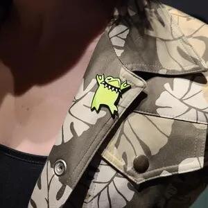 PUNK FROG! - 1.5" hard enamel pin review