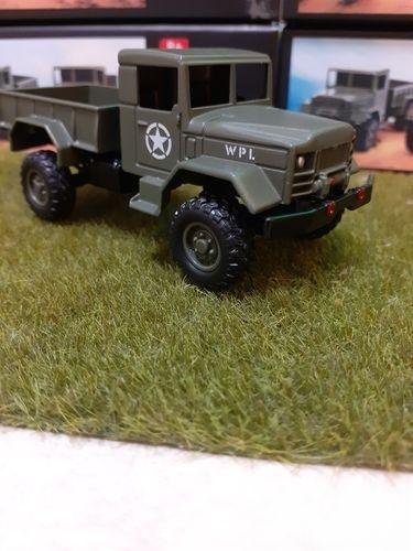 B14 - 1/64 Diecast Model