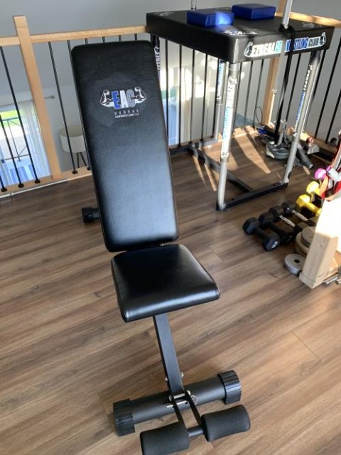 EAC Crystal Blue Adjustable Weight Bench