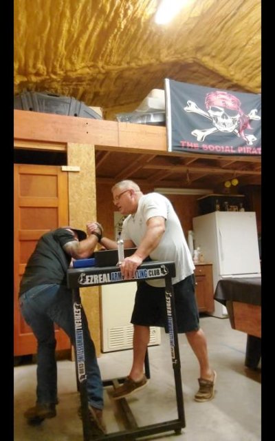 Professional Armwrestling Table