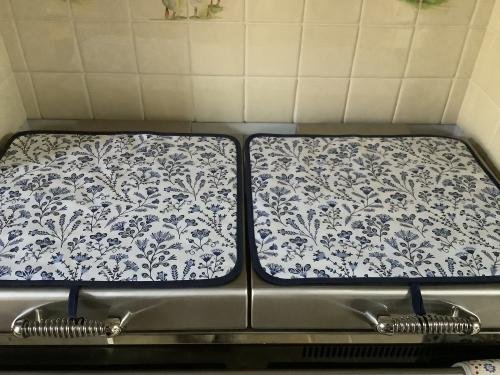 Asta Barrington Pale Blue Folk Flower Everhot Hob Covers (Medium 53.5 cm)
