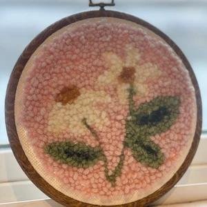 Pink Daisies Punch Needle Kit review