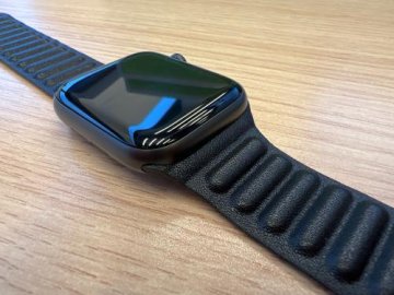Leather Link Magnetic Strap For Apple Watch review