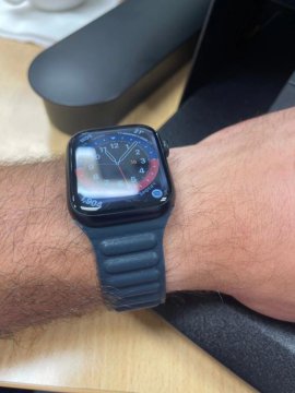 Leather Link Magnetic Strap For Apple Watch review