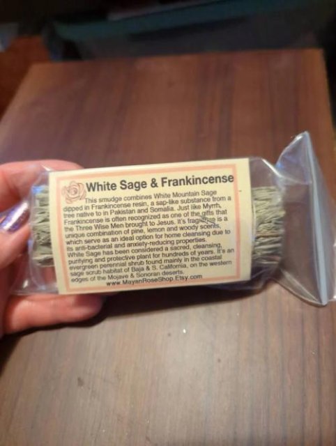 Frankincense & White Sage Smudge Bundle