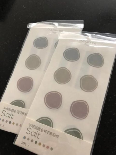 Irregular Round Stickers