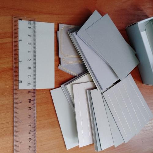 80 Pcs Golden Outlined Label Paper