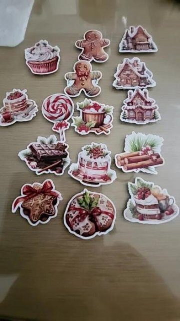 16 Pcs Christmas Dessert Gingerbread House Stickers