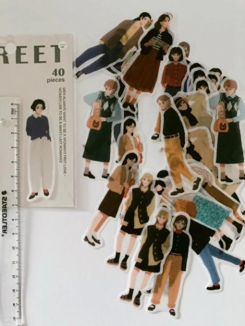 Street Style Girls Sticker Set - 40 Fashionable Pieces