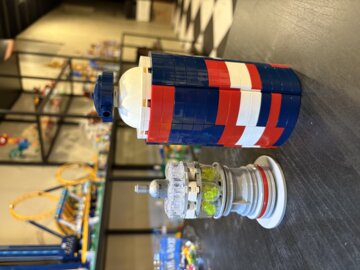 Life-Sized DNA Container review