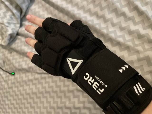G-Type 021 Black Red Gauntlet Gloves