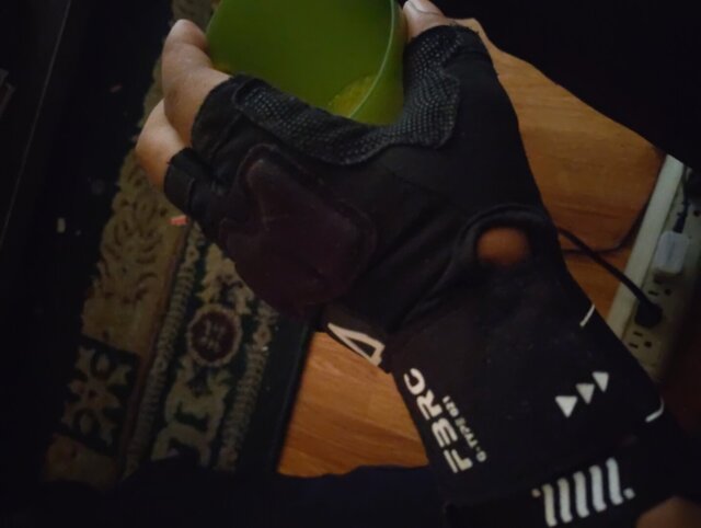 G-Type 021 Black Red Gauntlet Gloves