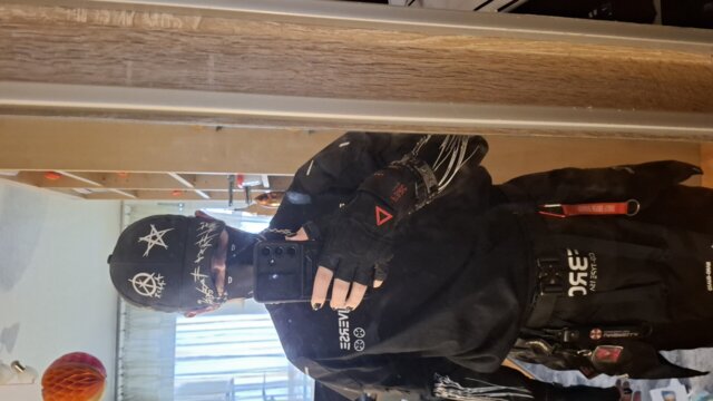 G-Type 021 Black Red Gauntlet Gloves