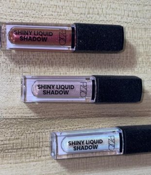 Sombra líquida Shiny Holographic 02 review