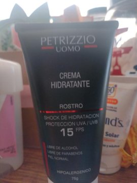 Crema Hidratante Protectora Uomo FPS15 review
