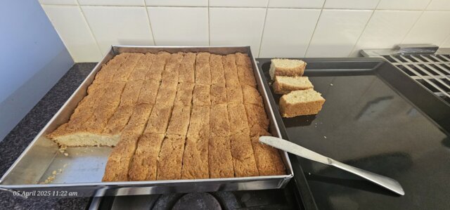Rusk Pan & Cutter (Normal size oven)
