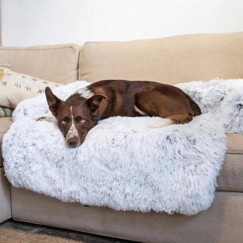 MrFluffyFriend™ - Fluffy Couch Cover for Dogs and Cats