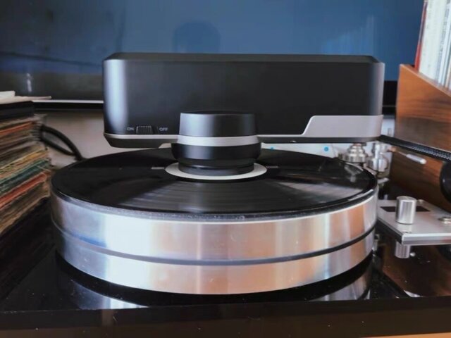 HumminGuru Orbit アナログレコード静電気除去機