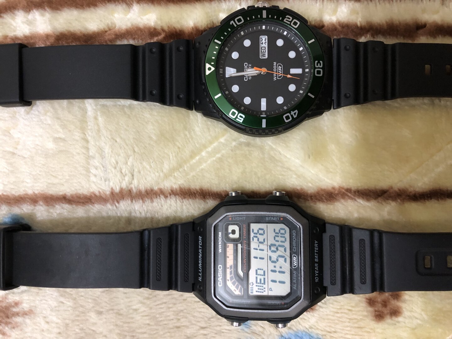 Casio Orologio da Fitness MTP-B145G-9AVEF - NUOVO 4549526360763