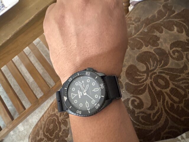 Seiko 5 Sports Automatic 3-Hand Men's Watch| SRPD79K1