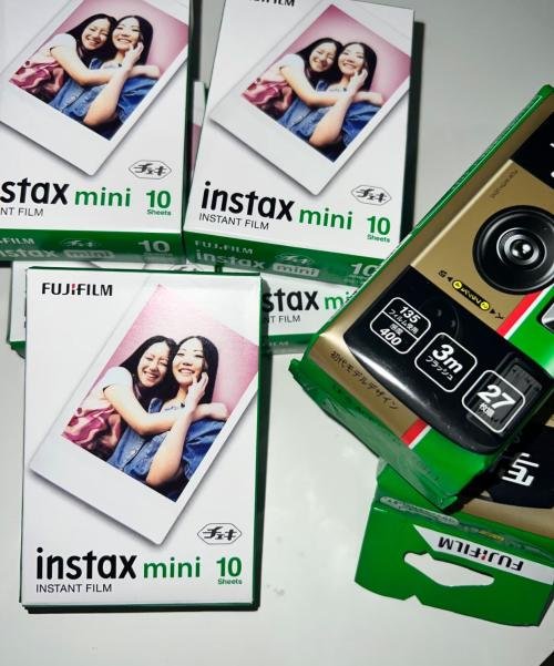 [全新現貨] Fujifilm Instax Mini 富士即影即有菲林相紙 (白邊框孖裝合共20張相紙)