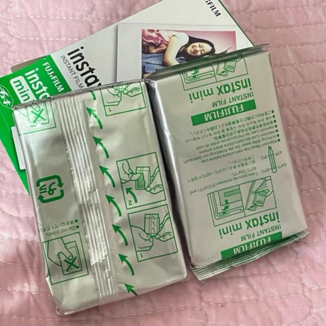 [全新現貨] Fujifilm Instax Mini 富士即影即有菲林相紙 (白邊框孖裝合共20張相紙)