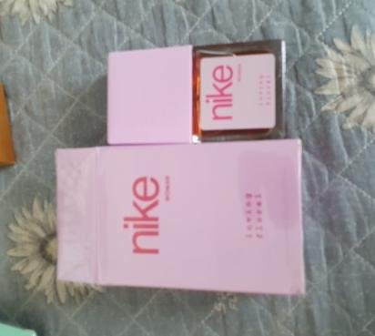 Nike Loving Floral Woman edt 30ml Mujer