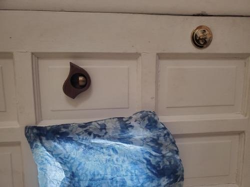 Wooden Style Brass Magnetic and Double-Sided Tape Doorbell