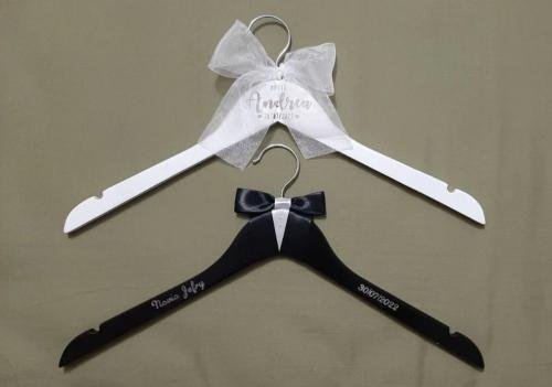 Personalized Wedding Hangers 👰🤵