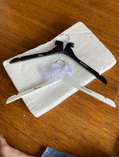Personalized Wedding Hangers 👰🤵