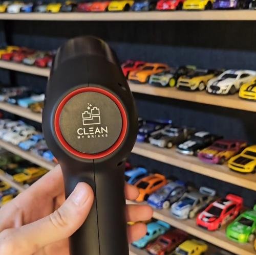 CleanMyBricks Mini Vacuum Cleaner to DUST & Clean Your Set
