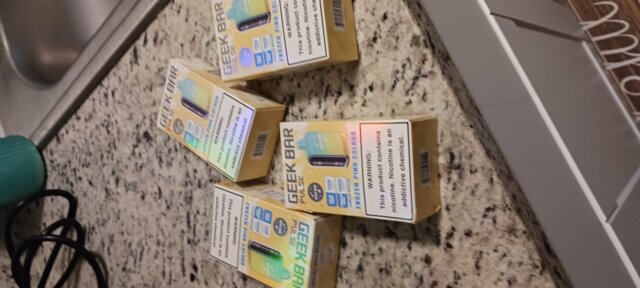 Frozen Pina Colada Vape Flavor Frozen Pina Colada - Geek Bar Pulse 15000