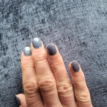 Blue Glitter review
