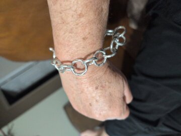 Chunky Sterling Silver Chain Bracelet | Today's Girl Chunky Sterling Silver Chain Bracelet | Today's Girl