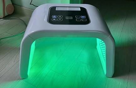 LUMYHEALTH™ LED Light Therapy Machine