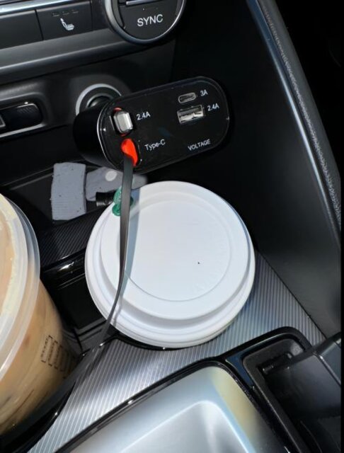 Fast Charge Retractable Car Charger（100W 4-in-1）