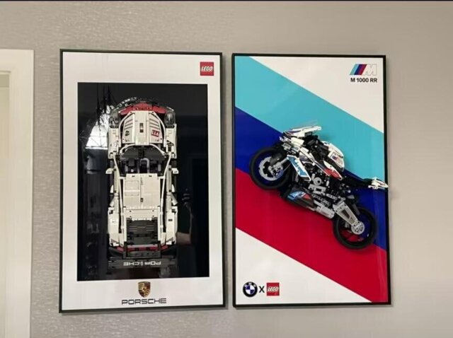 BMW M 1000 RR Display Frame for Lego 42130 Motorcycle