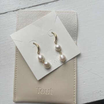 Double Pearls Charm Drop Earrings review